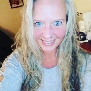 Meet your Posher, Annette